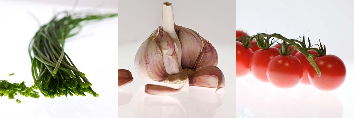 Schnittlauch, Knoblauch, Tomaten